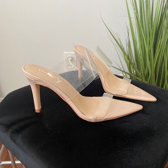 Shoes - Clear heels